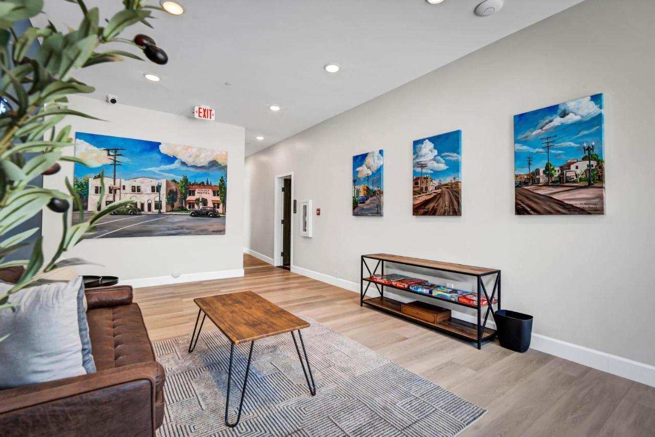 Single Bedroom - Queen Size. Heart Of Downtown Vista Exterior photo